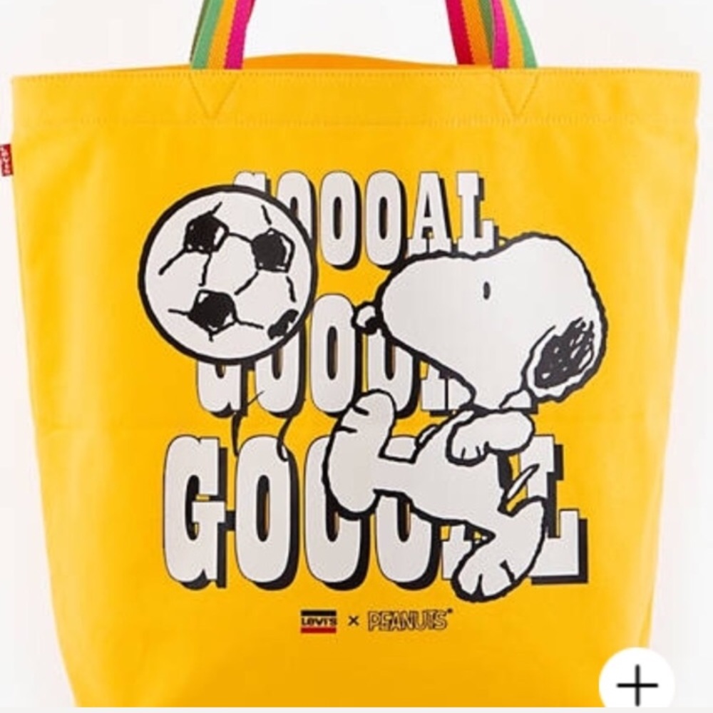 NEW large Levi's Snoopy canvas tote rainbow handle